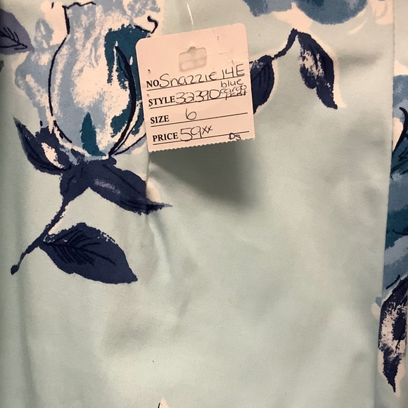 Floral Pant - Picture 5 of 7